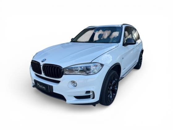 BMW X5 3.0 FULL 4X4 35I 6 CILINDROS 24V GASOLINA 4P AUTOMÁTICO BMW X5 3.0 FULL 4X4 35I 6 CILINDROS 24V GASOLINA 4P AUTOMÁTICO